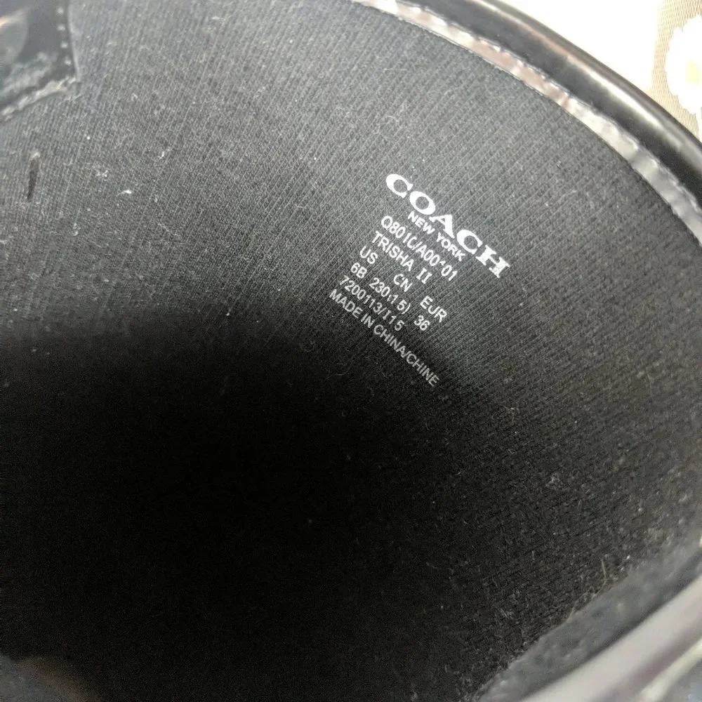 COACH Q8010 TRISHA II Black and Floral Canvas Rubb